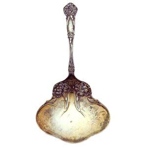 Antique Wallace 1908 Sterling Silver Berry/Tomato Floral Pattern Serving Spoon